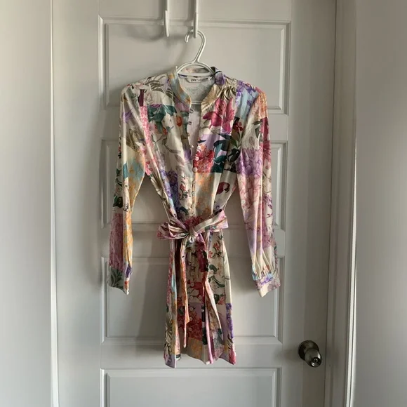 Zara Floral Parrot Dress Small - Picture 3 of 7